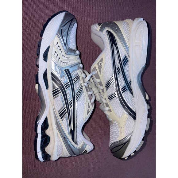 Asics GEL-KAYANO 14 Sneakers in White & Midnight Womens 9.5 New with Box Shoes - Picture 9 of 17